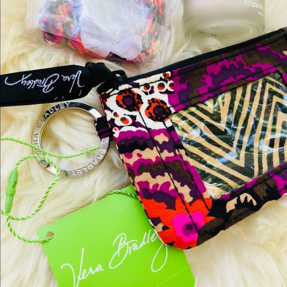 Vera Bradley key chain and ID holder new - Picture 3 of 3